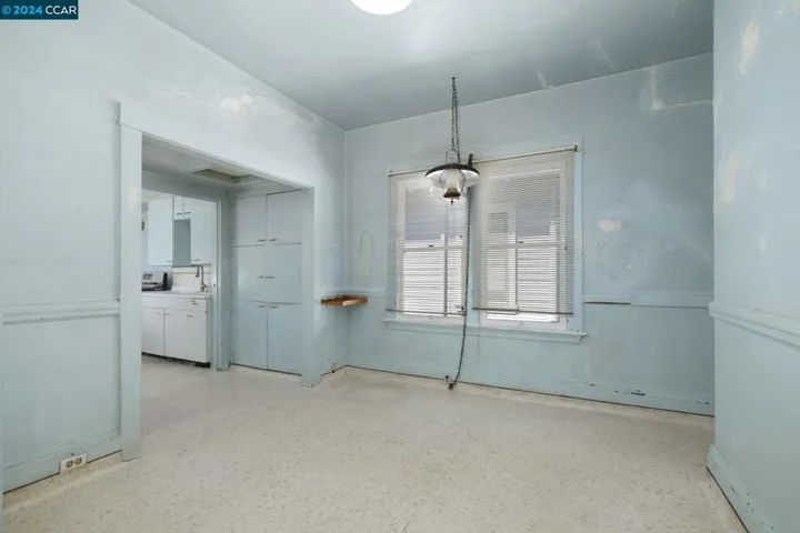 463 44th St, Oakland, California 94609