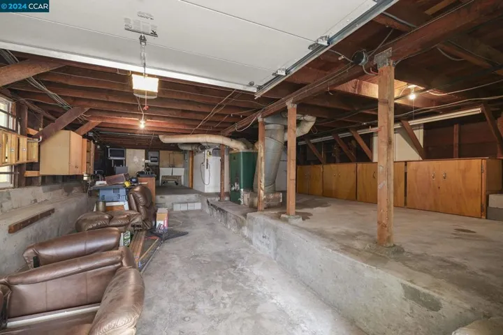 463 44th St, Oakland, California 94609