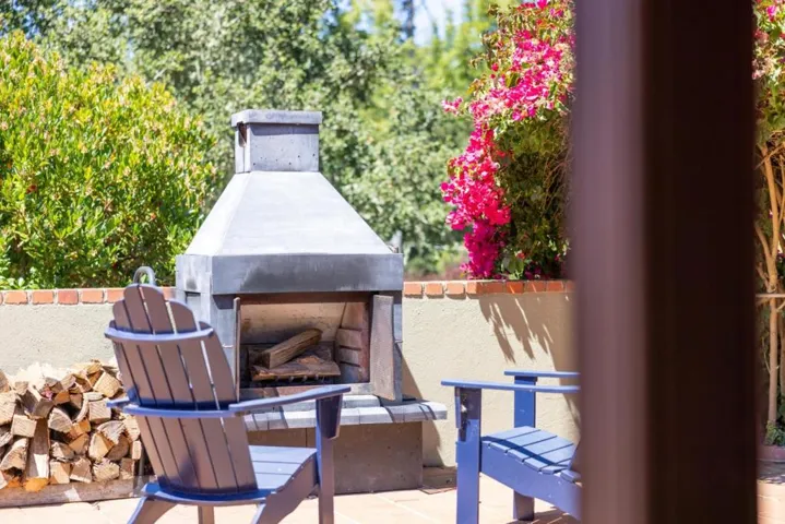 25213 Ward Place, Carmel, California 93923