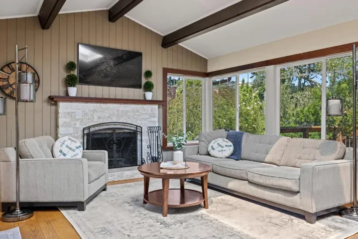 25213 Ward Place, Carmel, California 93923