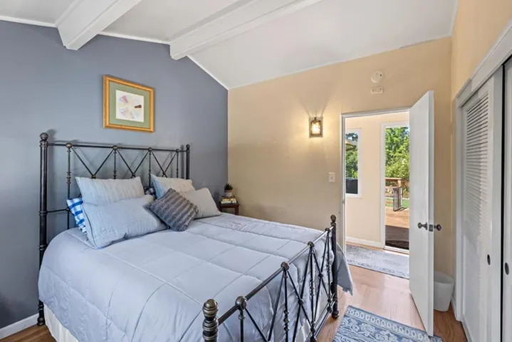 25213 Ward Place, Carmel, California 93923