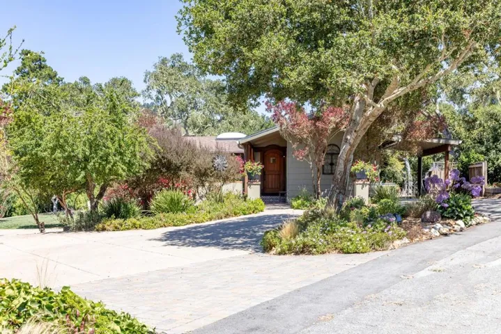 25213 Ward Place, Carmel, California 93923