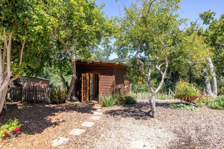 25213 Ward Place, Carmel, California 93923