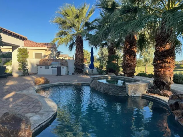 81373 Rustic Canyon Drive, La Quinta, California 92253, 2 Bedrooms Bedrooms, ,3 BathroomsBathrooms,Residential Lease,For Rent,Rustic Canyon,219115813DA
