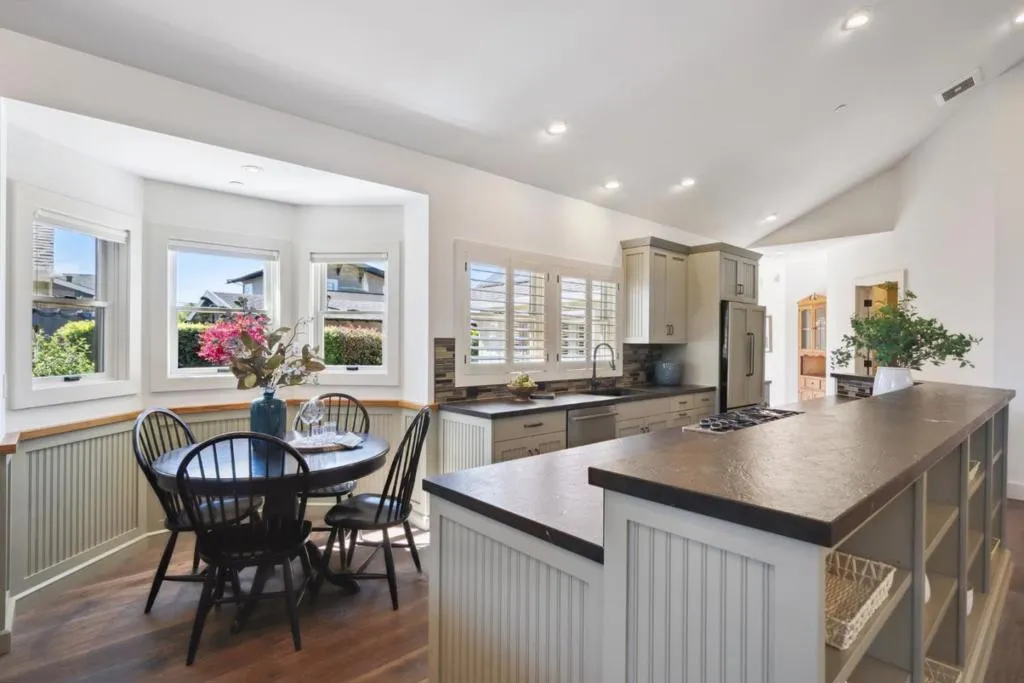 608 San Benito Street, Half Moon Bay, California 94019 home-pic-10