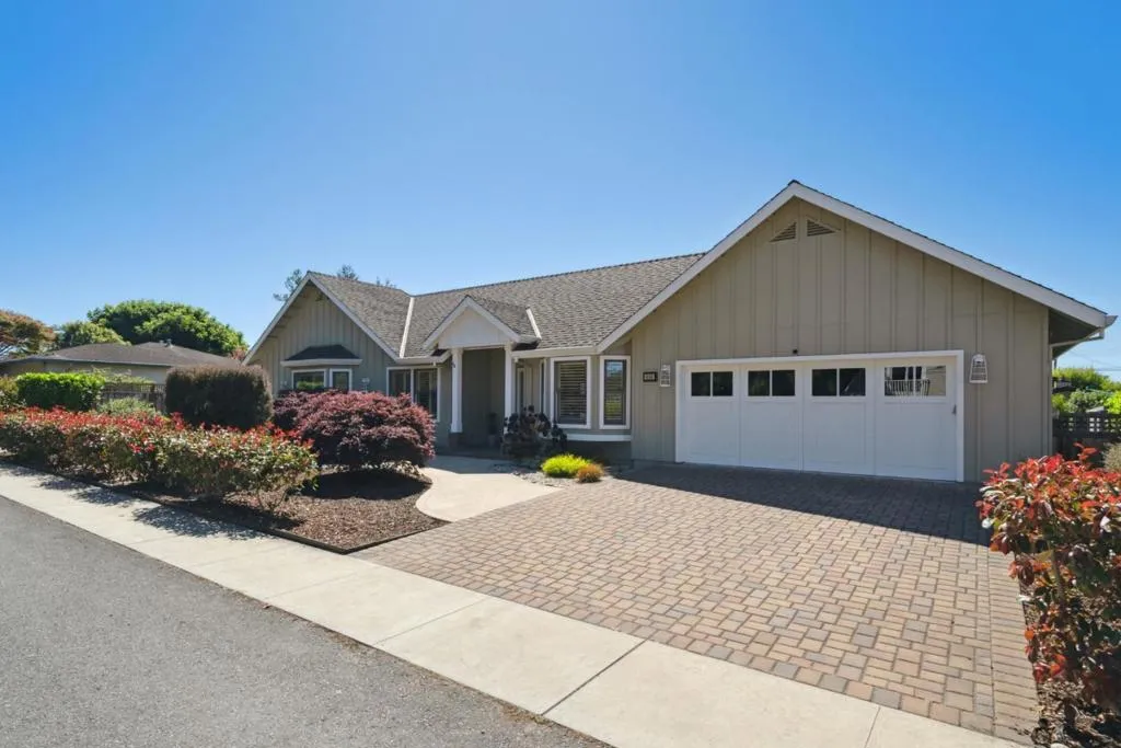 608 San Benito Street, Half Moon Bay, California 94019 home-pic-5