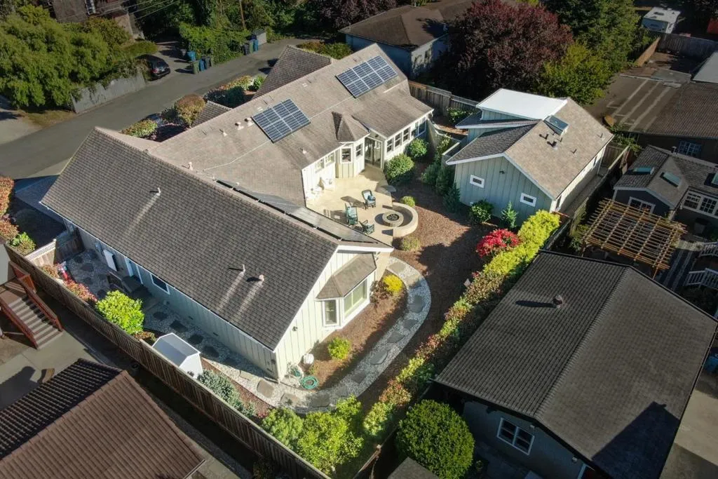 608 San Benito Street, Half Moon Bay, California 94019 home-pic-0