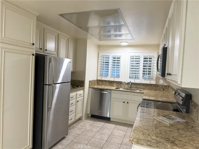 3019 Via Buena Vista A, Laguna Woods, California 92637