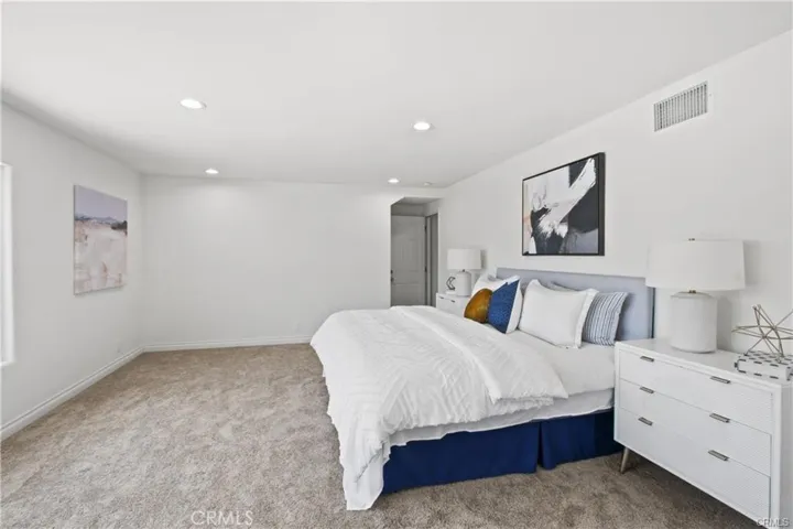 10458 Sioux River Circle, Fountain Valley, California 92708