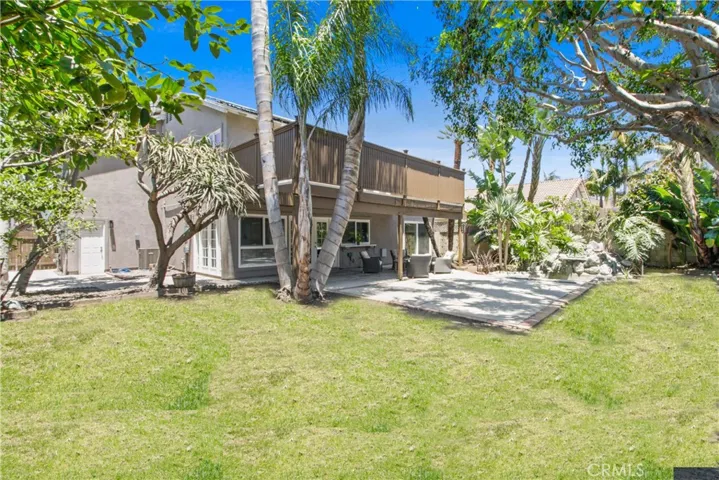 10458 Sioux River Circle, Fountain Valley, California 92708