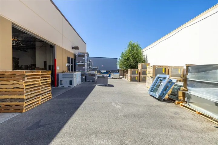 15329 Tamarack Drive, Victorville, California 92392