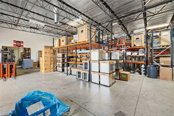 15329 Tamarack Drive, Victorville, California 92392