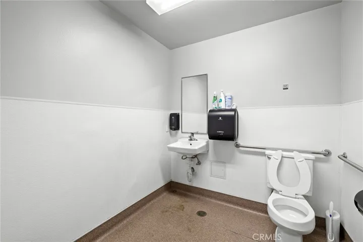 15329 Tamarack Drive, Victorville, California 92392