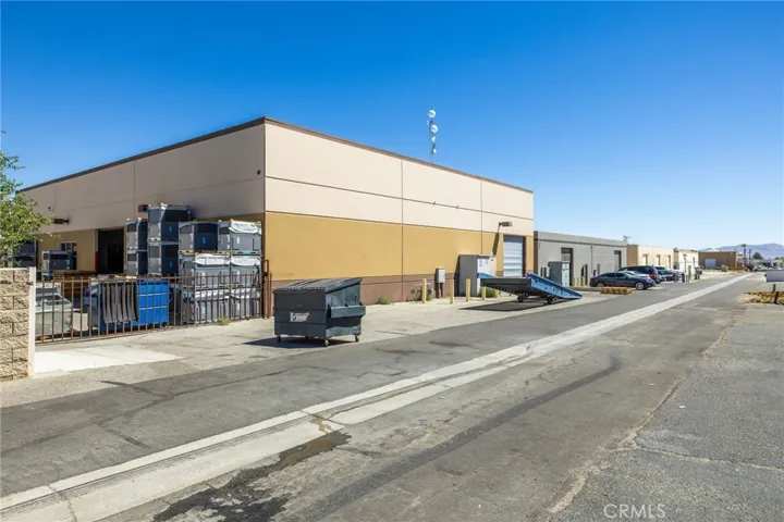 15329 Tamarack Drive, Victorville, California 92392
