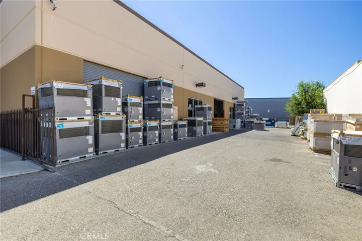 15329 Tamarack Drive, Victorville, California 92392