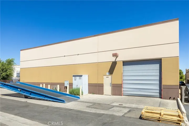 15329 Tamarack Drive, Victorville, California 92392