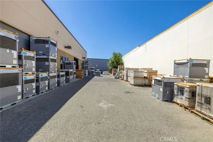 15329 Tamarack Drive, Victorville, California 92392