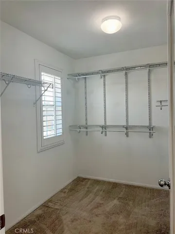 walk-in closet