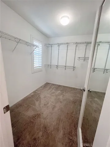 walk-in closet
