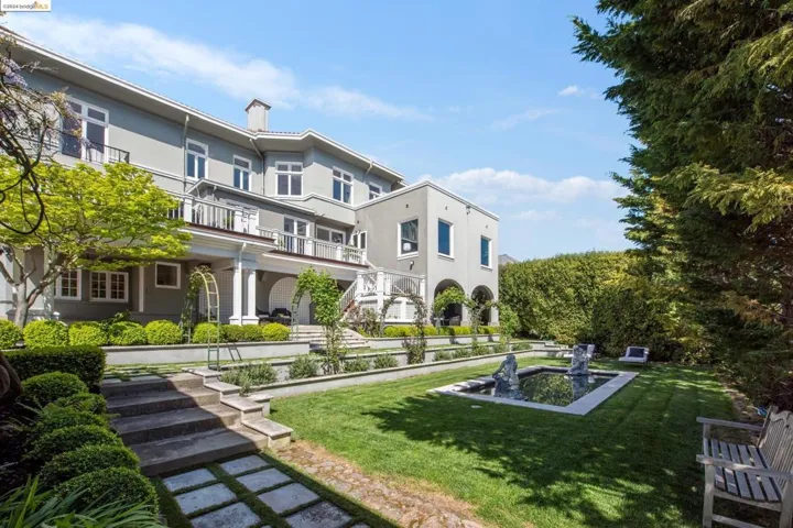 236 Sea View Avenue, Piedmont, California 94610