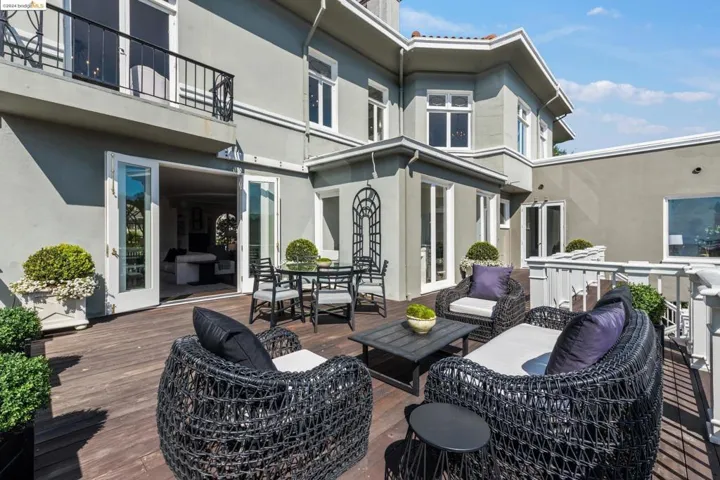 236 Sea View Avenue, Piedmont, California 94610