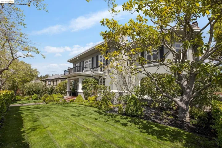 236 Sea View Avenue, Piedmont, California 94610