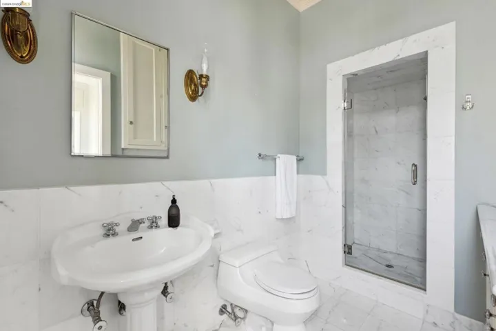 236 Sea View Avenue, Piedmont, California 94610