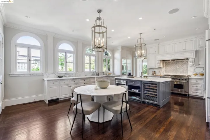 236 Sea View Avenue, Piedmont, California 94610