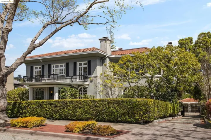 236 Sea View Avenue, Piedmont, California 94610
