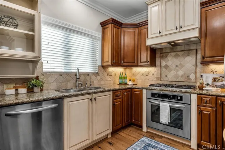 704 S Pacific Coast B, Redondo Beach, California 90277