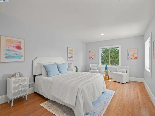 1747 E 22nd St, Oakland, California 94606