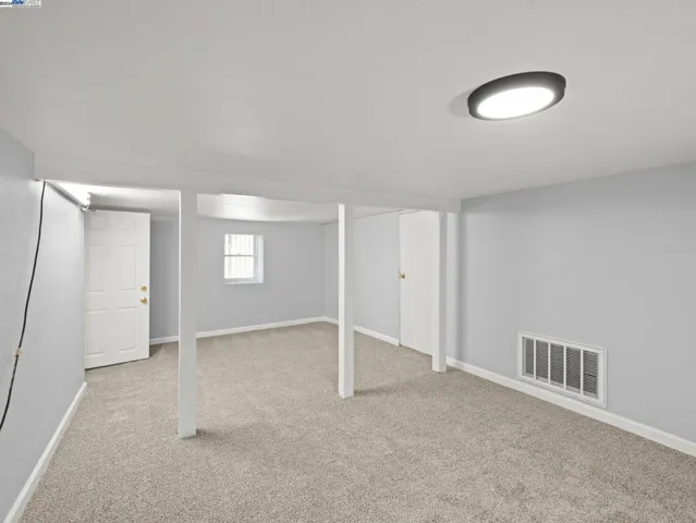 1747 E 22nd St, Oakland, California 94606