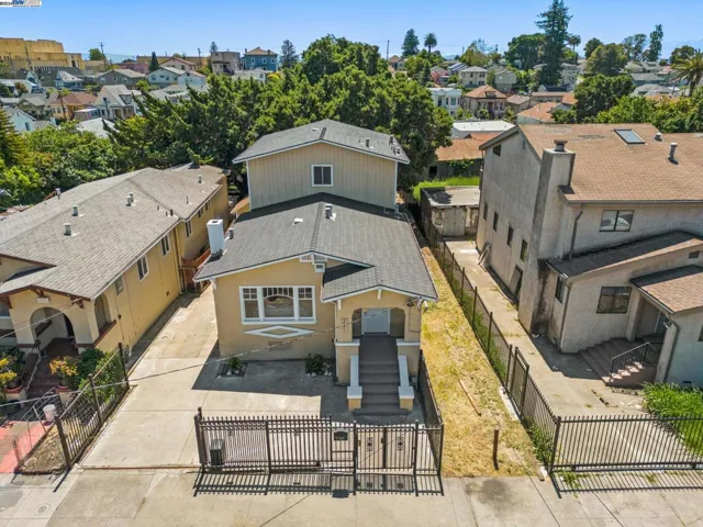 1747 E 22nd St, Oakland, California 94606