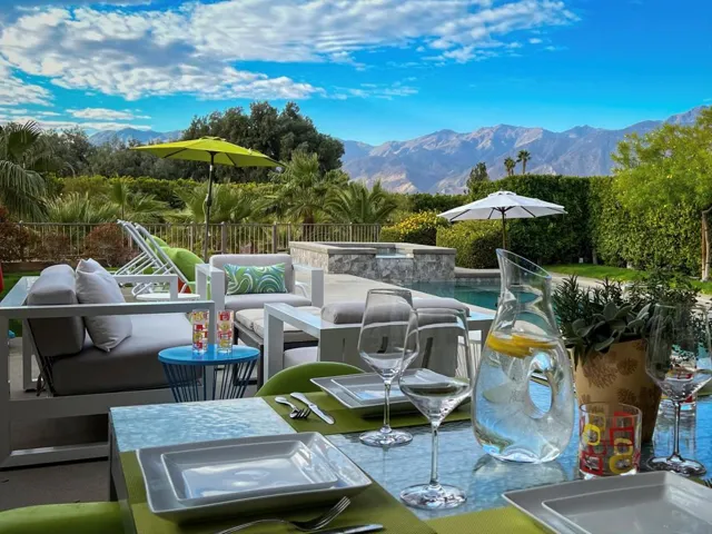 Poolside dining
