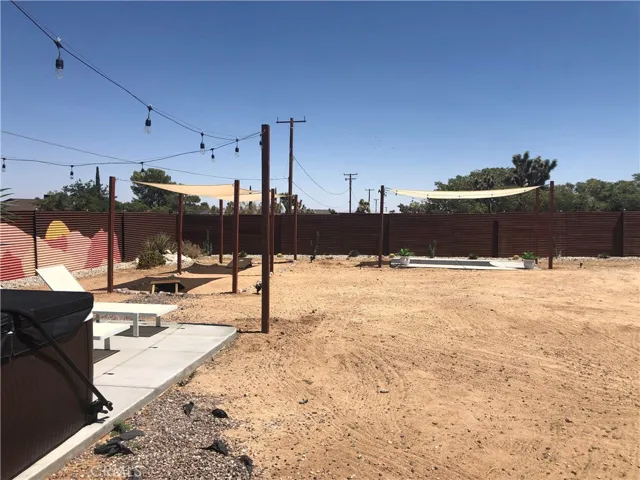 57816 Canterbury Street, Yucca Valley, California 92284