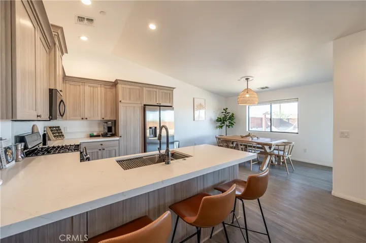 57816 Canterbury Street, Yucca Valley, California 92284