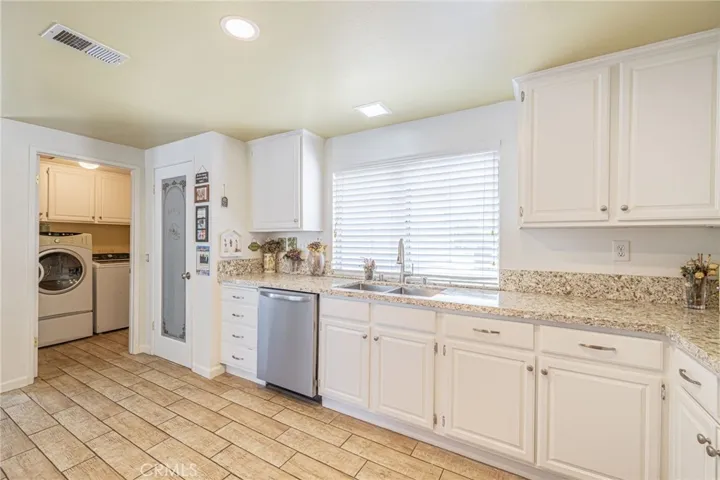 41312 Chestnut Street, Palmdale, California 93551