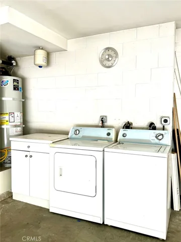 washer dryer inside the garage