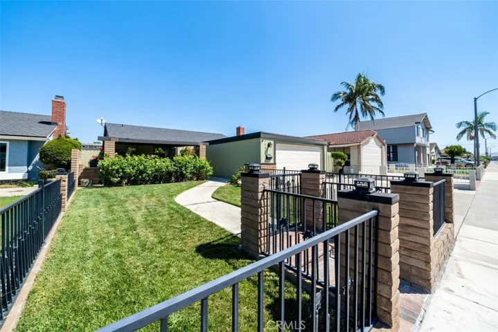 5361 La Luna Drive, La Palma, California 90623