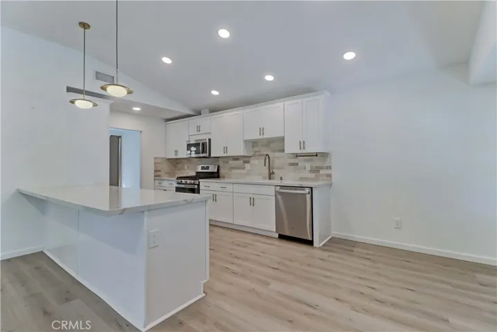 2166 Pinot Circle, Upland, California 91784