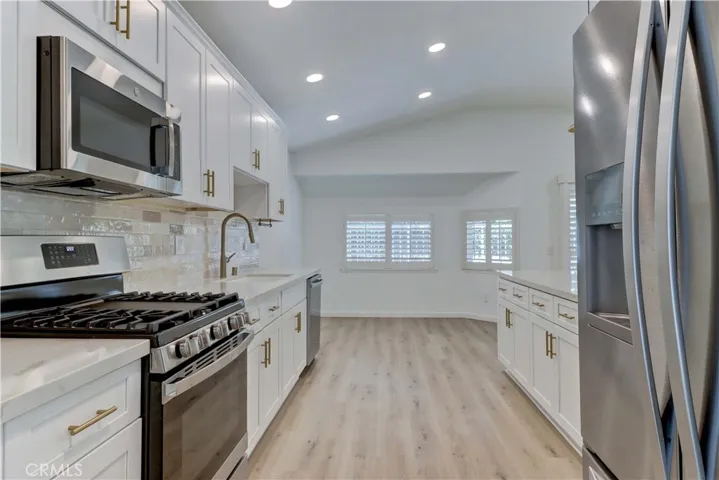 2166 Pinot Circle, Upland, California 91784