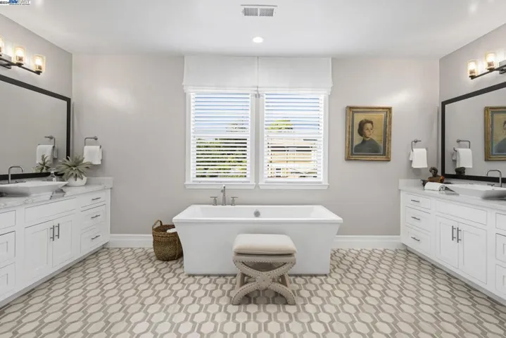 101 Julia Loop, Danville, California 94506