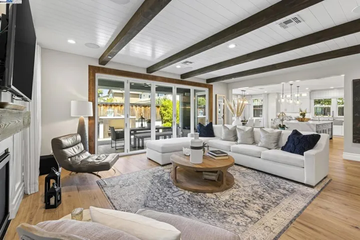 101 Julia Loop, Danville, California 94506
