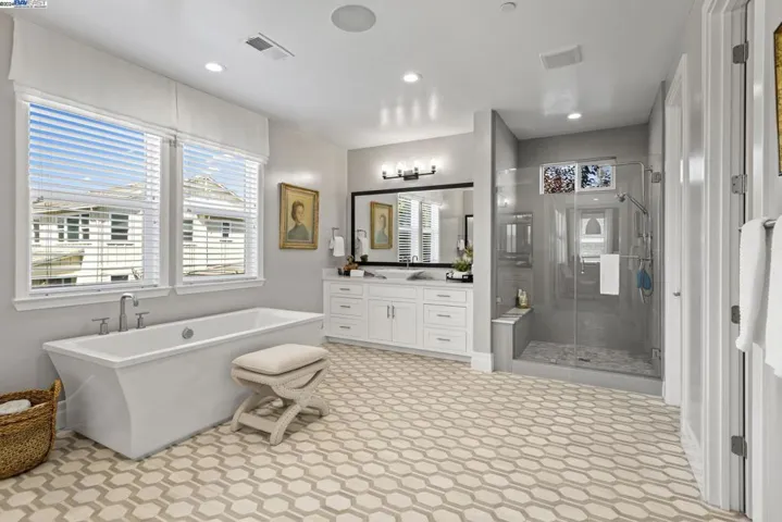 101 Julia Loop, Danville, California 94506