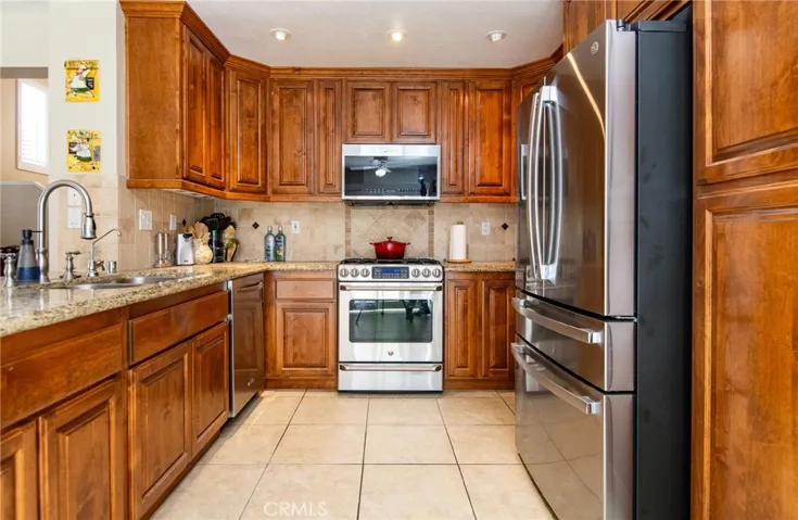 734 Forester Drive, Corona, California 92878
