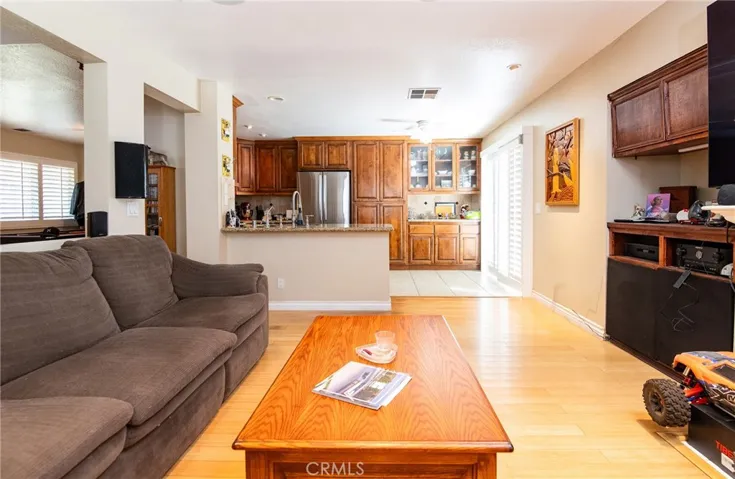 734 Forester Drive, Corona, California 92878