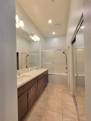 13360 Verona, Tustin, California 92782