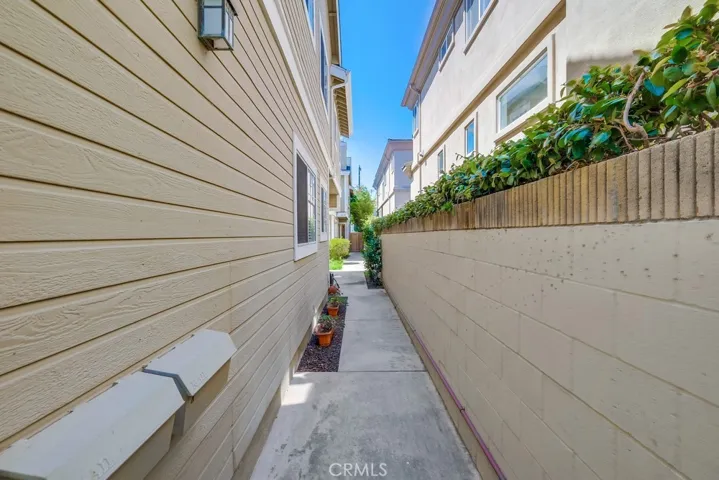 503 N Maria Avenue A, Redondo Beach, California 90277
