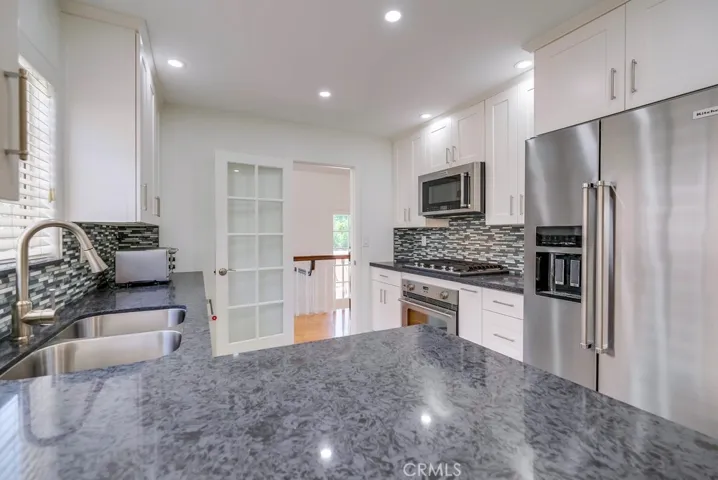 503 N Maria Avenue A, Redondo Beach, California 90277