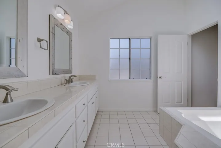 503 N Maria Avenue A, Redondo Beach, California 90277